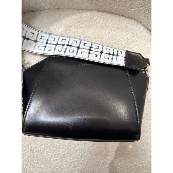 Givenchy Mini Antigona Crossbody Bag Black Leather Silver Hardware Strap - Picture 1 of 8